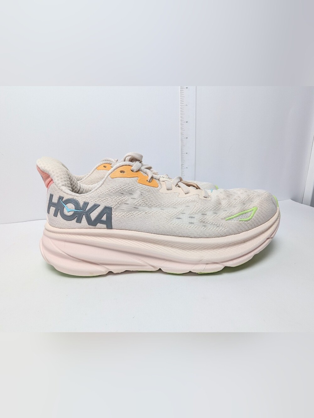 Hoka Clifton 9 Running Shoes Women's Size 6D Vanilla/Astral 1132211 VLS Great